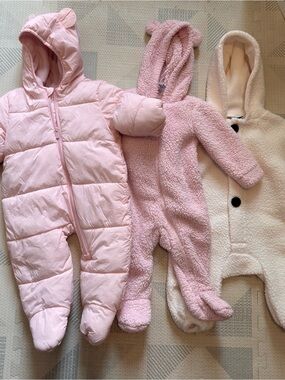 3 Cozy Fleece One-Piece Snowsuits Old Navy Size 6-12 M